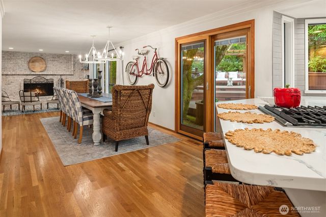 18520 NE 19th Place, Bellevue, WA 98008