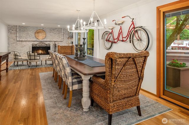 18520 NE 19th Place, Bellevue, WA 98008