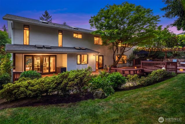 18520 NE 19th Place, Bellevue, WA 98008