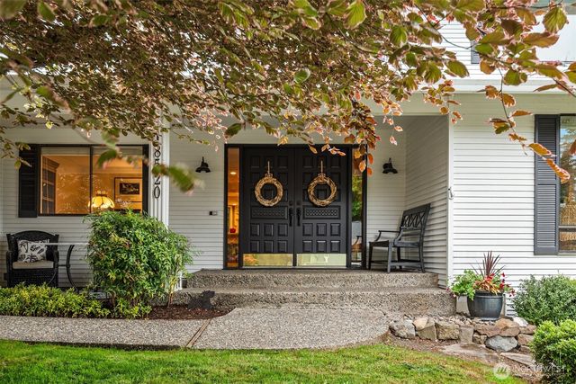 18520 NE 19th Place, Bellevue, WA 98008