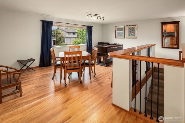18520 NE 19th Place, Bellevue, WA 98008