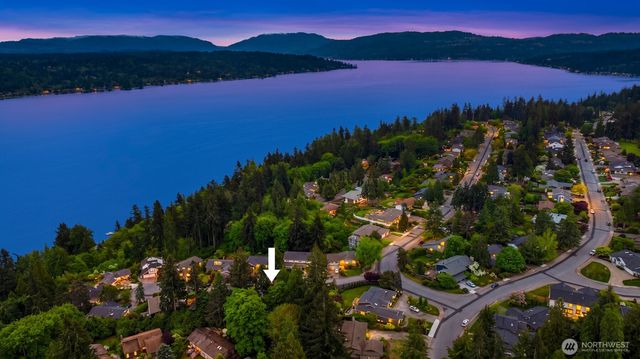 18520 NE 19th Place, Bellevue, WA 98008