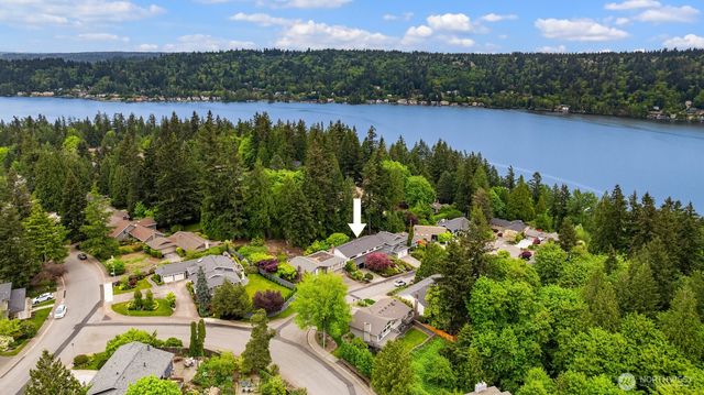 18520 NE 19th Place, Bellevue, WA 98008