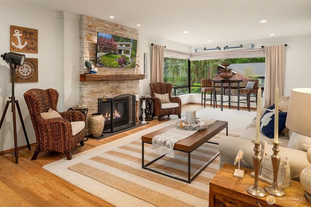 18520 NE 19th Place, Bellevue, WA 98008