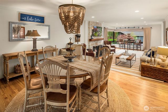 18520 NE 19th Place, Bellevue, WA 98008