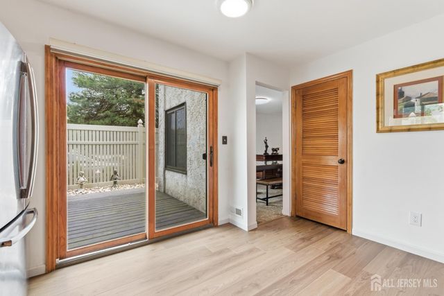 76 Carriage Place, Edison, NJ 08820