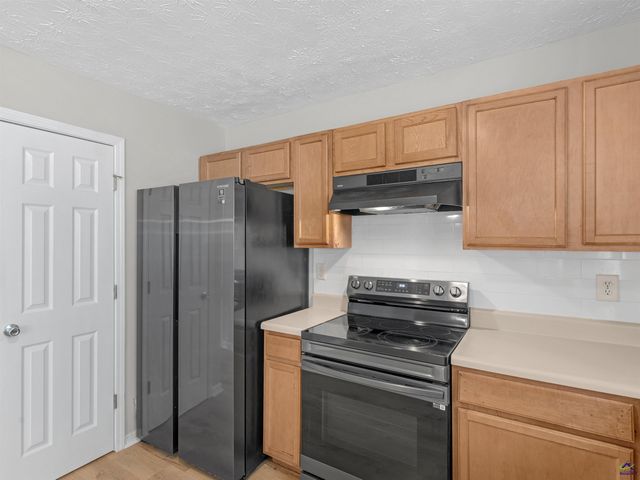 230 Millsone Drive, Hampton, GA 30228