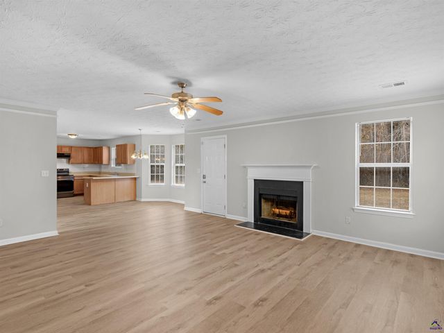 230 Millsone Drive, Hampton, GA 30228