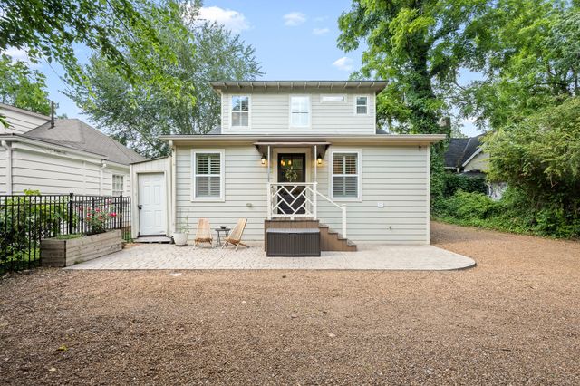 512 E College St, Murfreesboro, TN 37130