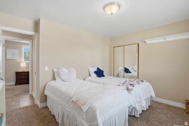 2590 E COUNTRY AVE, Cottonwood Heights, UT 84121
