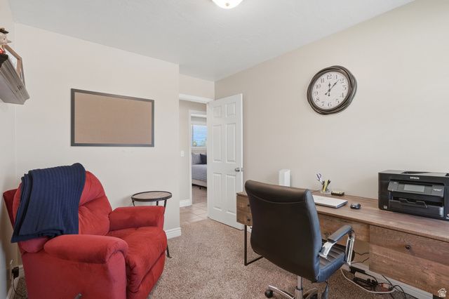 2590 E COUNTRY AVE, Cottonwood Heights, UT 84121
