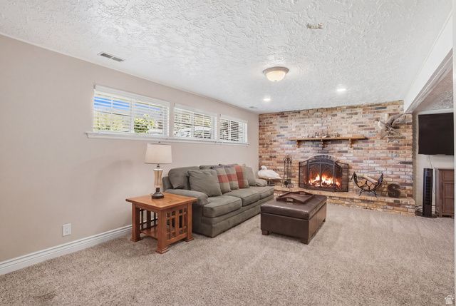 2590 E COUNTRY AVE, Cottonwood Heights, UT 84121