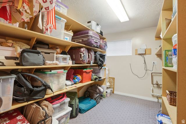 2590 E COUNTRY AVE, Cottonwood Heights, UT 84121