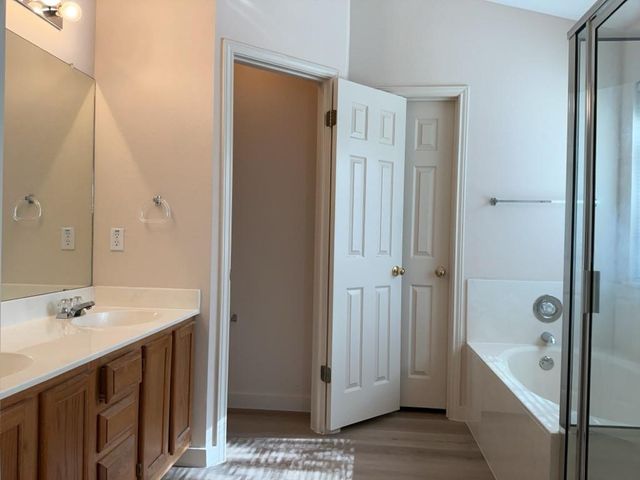 1511 Thibodeaux DR, Round Rock, TX 78664