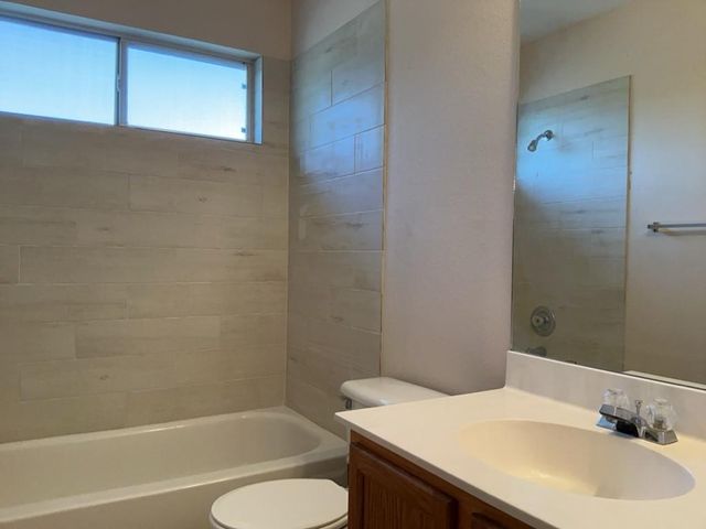 1511 Thibodeaux DR, Round Rock, TX 78664