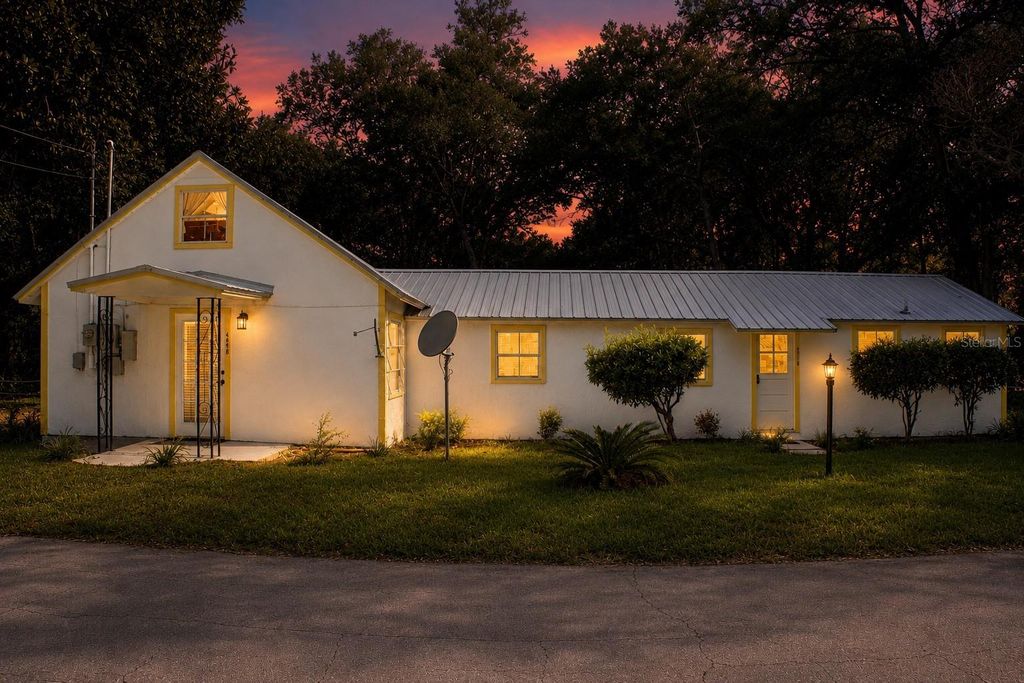 490 JOHN STREET A & B, Lake Helen, FL 32744