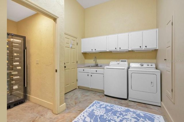 10577 DOWN LAKEVIEW CIRCLE, Windermere, FL 34786