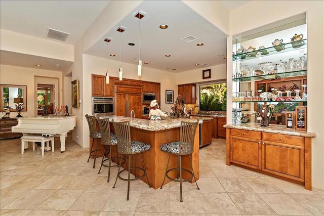 77655 Iroquois Drive, Indian Wells, CA 92210