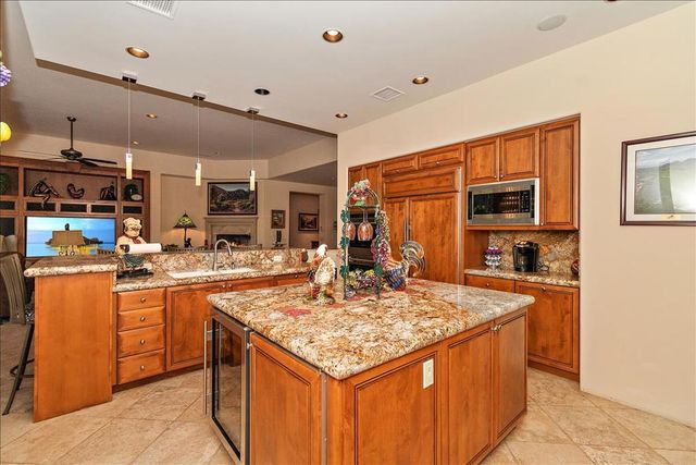 77655 Iroquois Drive, Indian Wells, CA 92210