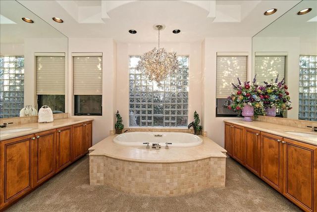 77655 Iroquois Drive, Indian Wells, CA 92210