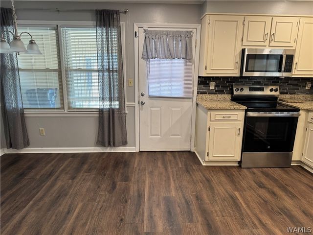 3209 Kennebec, Northport, AL 35473