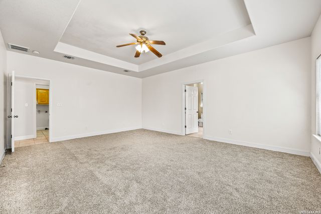 828 County Road 334, Stockdale, TX 78160