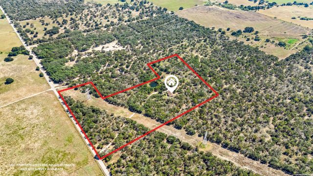828 County Road 334, Stockdale, TX 78160