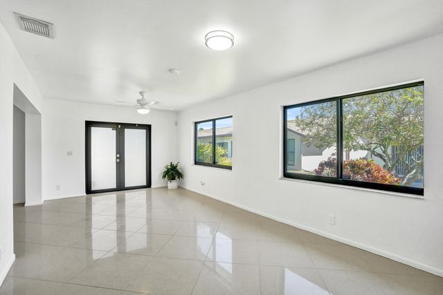 1990 SW 16th Place, Deerfield Beach, FL 33442