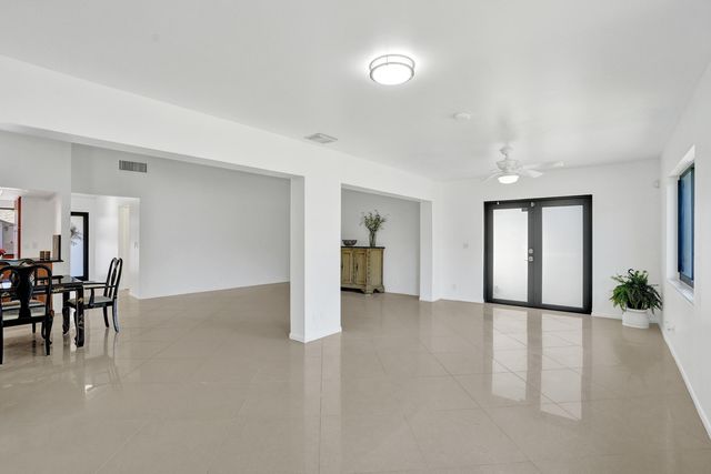 1990 SW 16th Place, Deerfield Beach, FL 33442