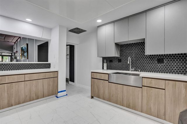 1990 SW 16th Place, Deerfield Beach, FL 33442