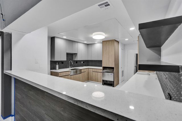 1990 SW 16th Place, Deerfield Beach, FL 33442