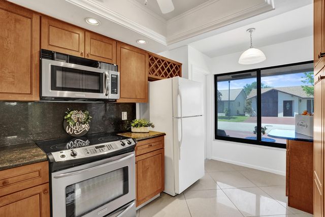 1990 SW 16th Place, Deerfield Beach, FL 33442