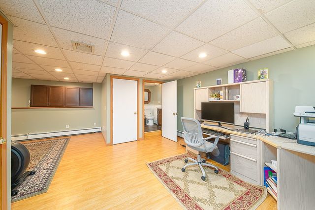 2 Dogwood Drive, Cranston, RI 02921