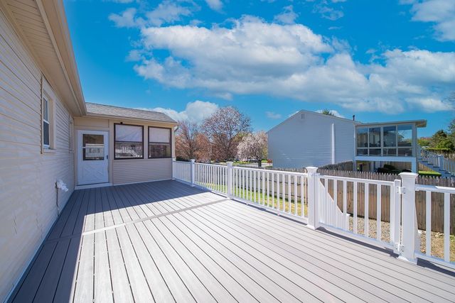 2 Dogwood Drive, Cranston, RI 02921