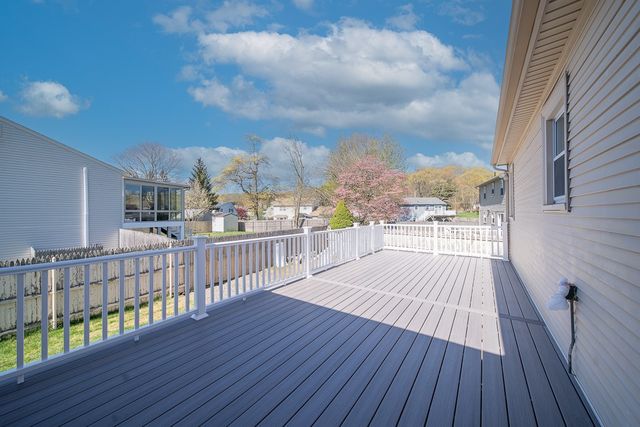 2 Dogwood Drive, Cranston, RI 02921