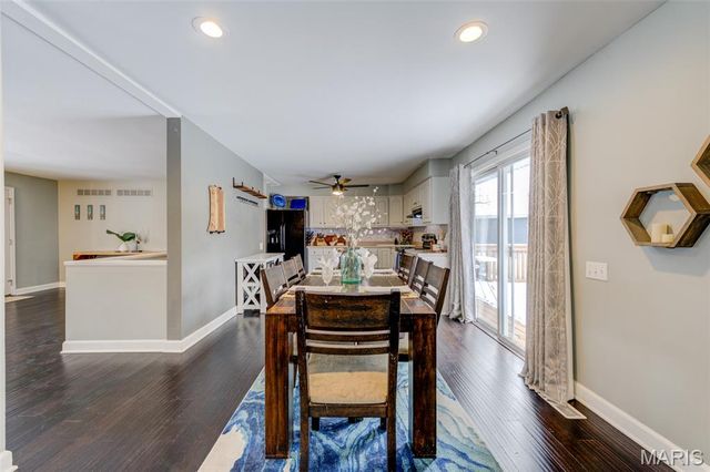 12240 Spring Place Court, Maryland Heights, MO 63043