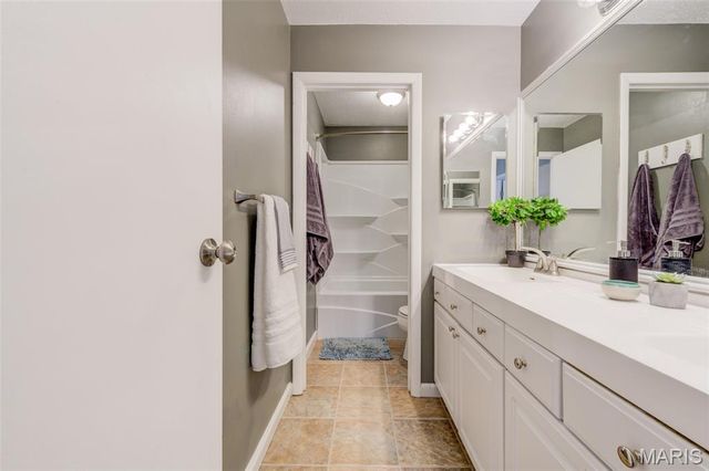 12240 Spring Place Court, Maryland Heights, MO 63043