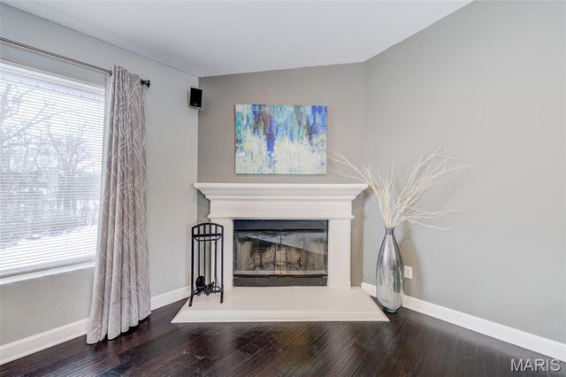 12240 Spring Place Court, Maryland Heights, MO 63043