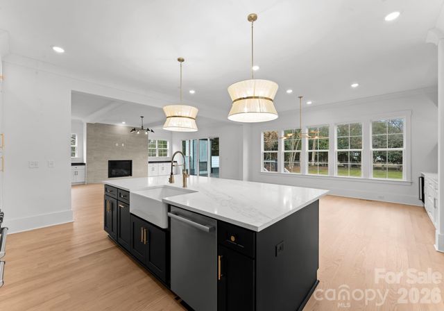 4345 Castleton Road, Charlotte, NC 28211