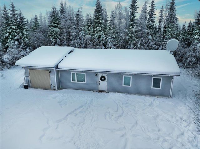 2616 ROSEANNE COURT, North Pole, AK 99705