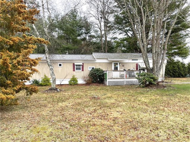 12 Valiant Drive, Coventry, RI 02816