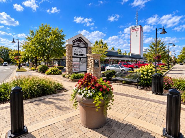 318 Oak Street, Frankfort, IL 60423
