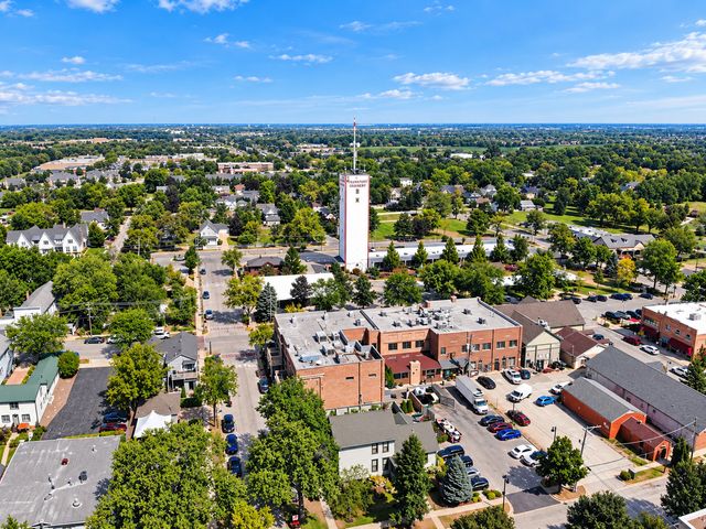 318 Oak Street, Frankfort, IL 60423