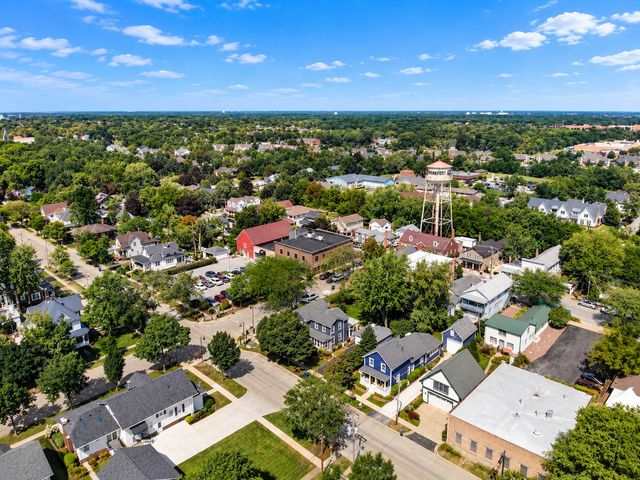 318 Oak Street, Frankfort, IL 60423