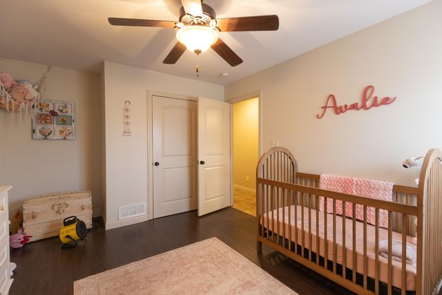 1121 BRADFORD CIR, Moberly, MO 65270