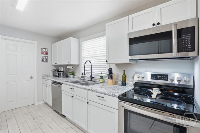 2130 Glynnwood Drive, Savannah, GA 31404