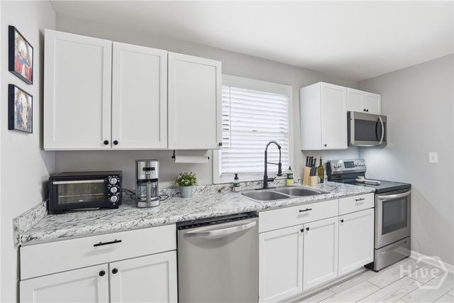 2130 Glynnwood Drive, Savannah, GA 31404