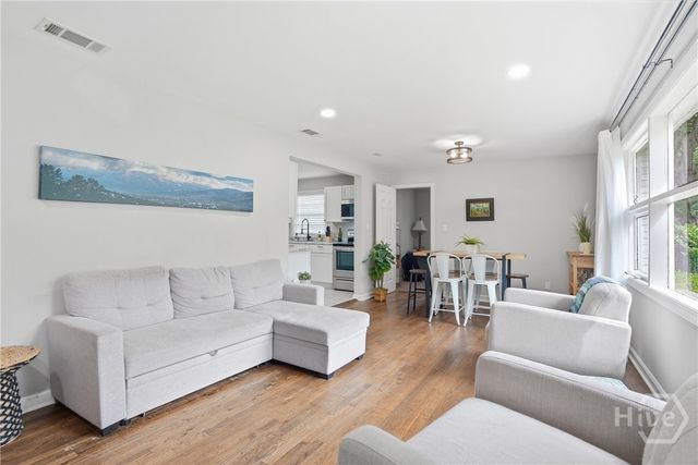 2130 Glynnwood Drive, Savannah, GA 31404