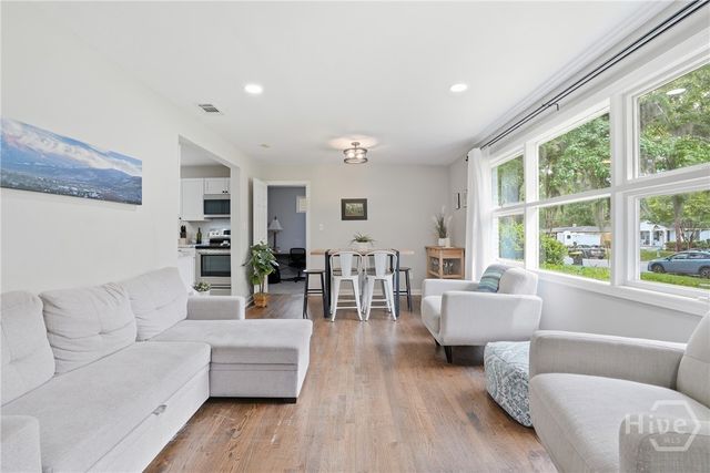 2130 Glynnwood Drive, Savannah, GA 31404