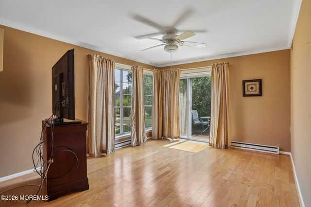 66 Mansfield Avenue, Manchester, NJ 08759